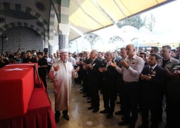 Şehit Uzman Çavuş son yolculuğuna uğurlandı