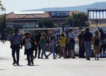 Okullar açılırken uzmanından corona virüsü uyarısı