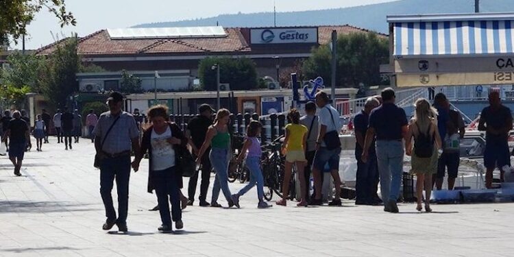 Okullar açılırken uzmanından corona virüsü uyarısı