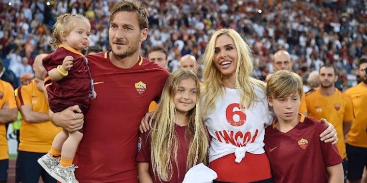 İtalyan efsane Francesco Totti, eski eşi Ilary Blasi tarafından aldatılışını anlattı!