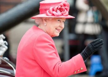 Kraliçe II. Elizabeth 96 yaşına kadar nasıl bu kadar formda ve sağlıklı kalabildi?